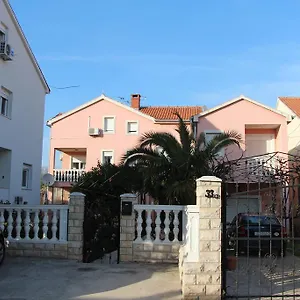  Apartament Petani Chorwacja